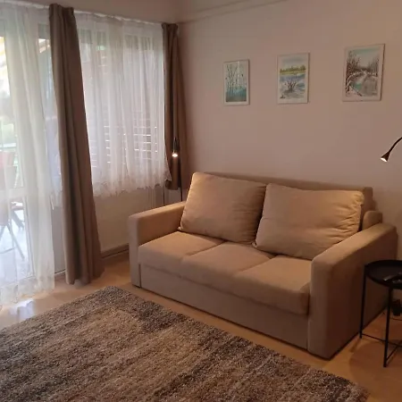 Csiriba Apartment