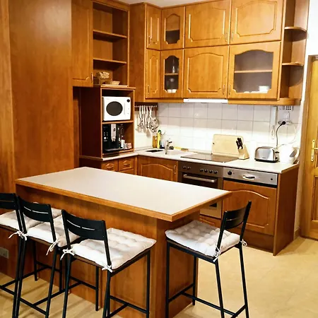 Apartment Csiriba *