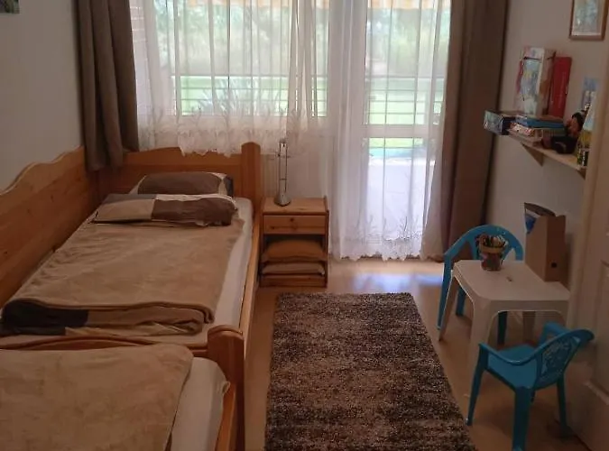 Csiriba * Cserkeszőlő